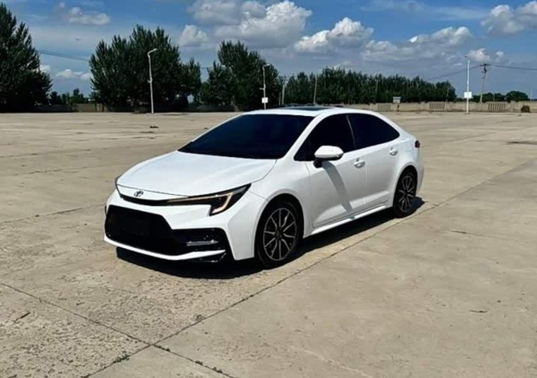 Toyota Corolla, 2023 — из Китая под заказ